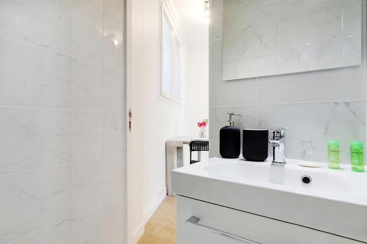 Charming Studio - 2p - Sacred Heart Parijs